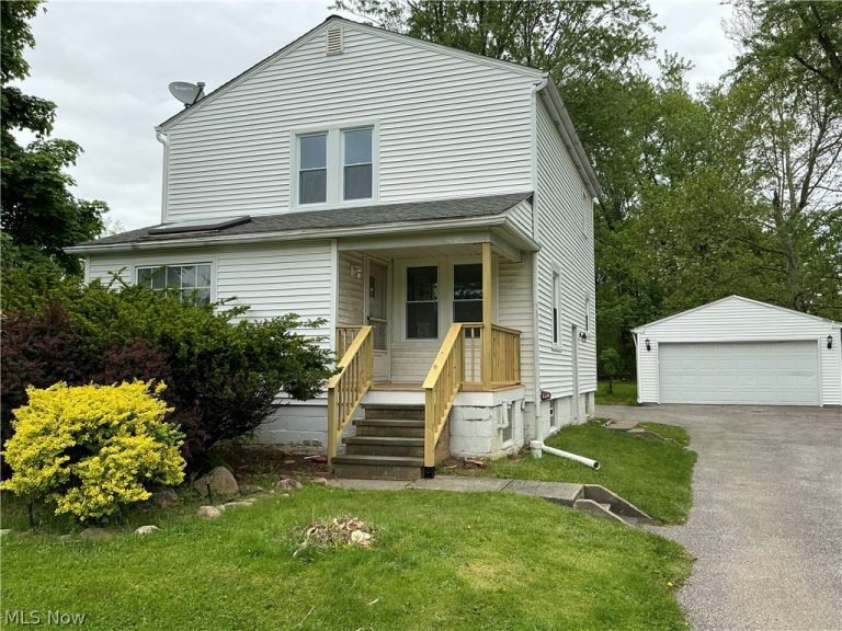 3659 Brainard Road, Woodmere, OH - Photo 4