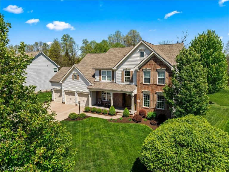 2886 Parnham Drive, Medina, OH - Photo 3