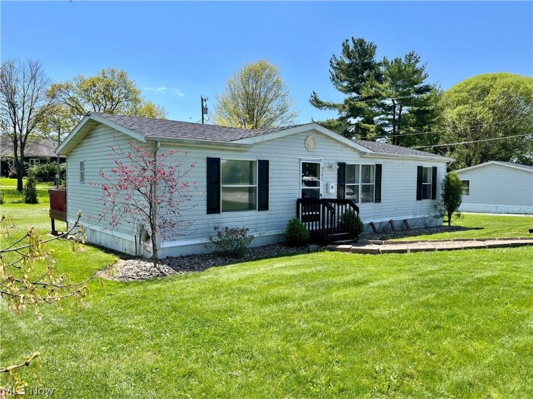9741 Yoder Road, Sterling, OH - Photo 2