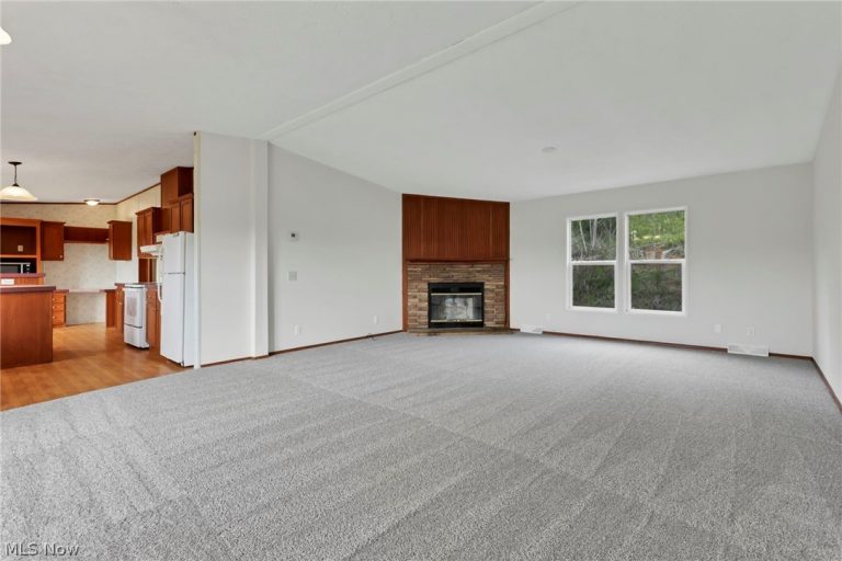 12186 State Route 155, Corning, OH - Photo 3