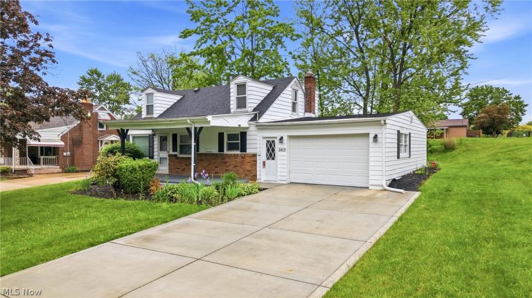 2413 Manor Avenue, Youngstown, OH, 44514