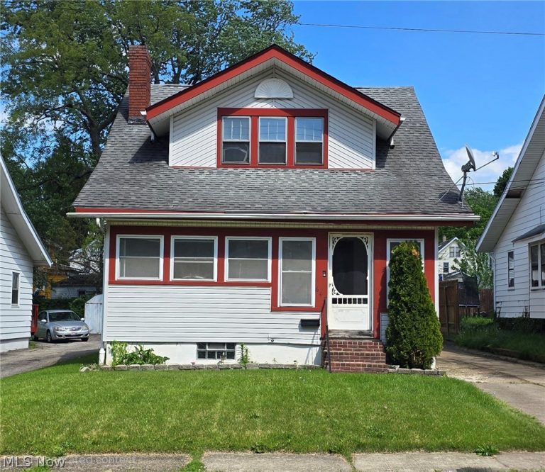 647 Columbia Avenue, Akron, OH, 44310