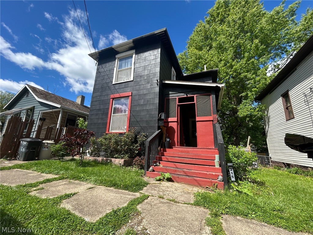 215 Columbia Street, Zanesville, OH