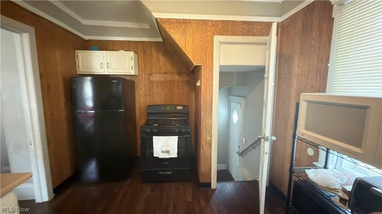 4297 139th Street, Cleveland, OH - Photo 5