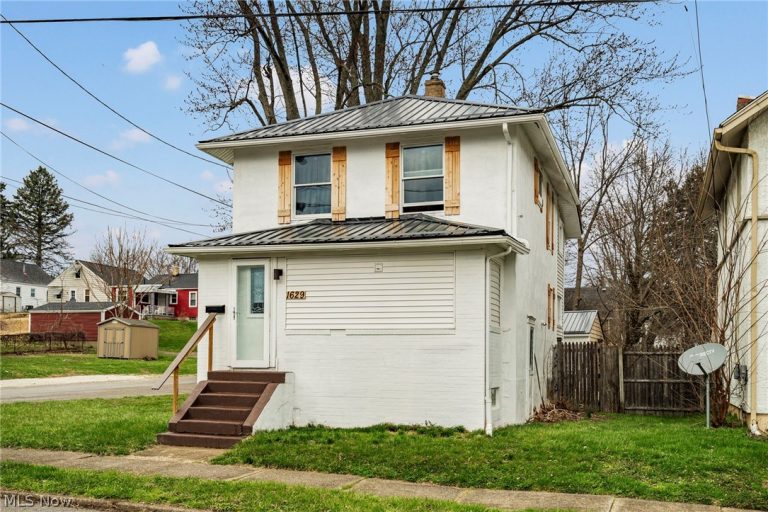 1629 23rd Street, Canton, OH - Photo 2