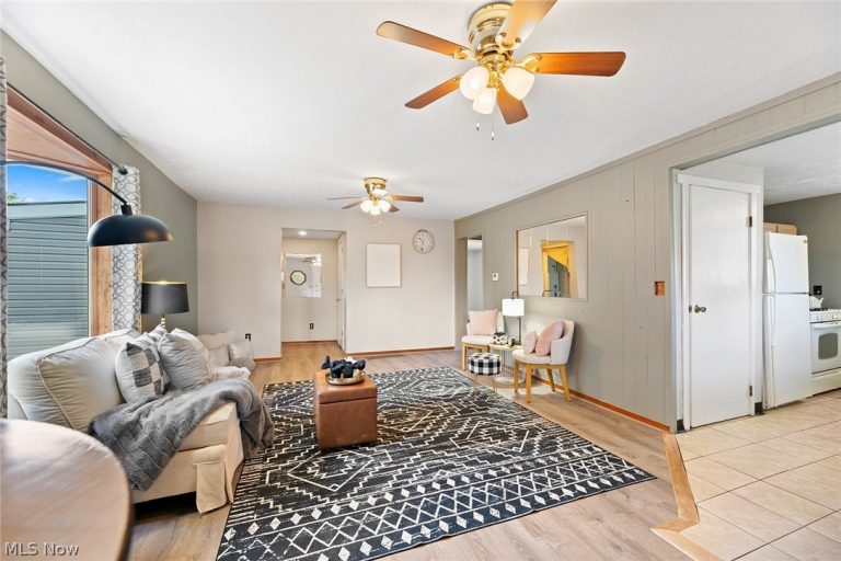 3002 Clark Mill Road, Norton, OH - Photo 6