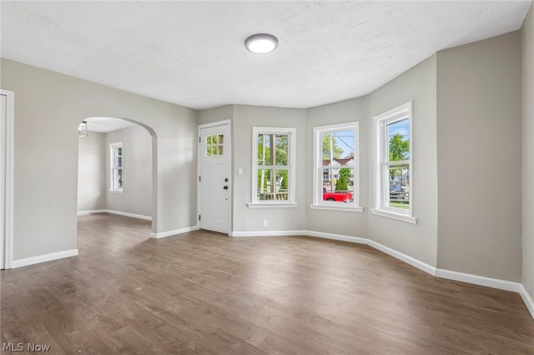 3535 Erin Avenue, Cleveland, OH - Photo 8