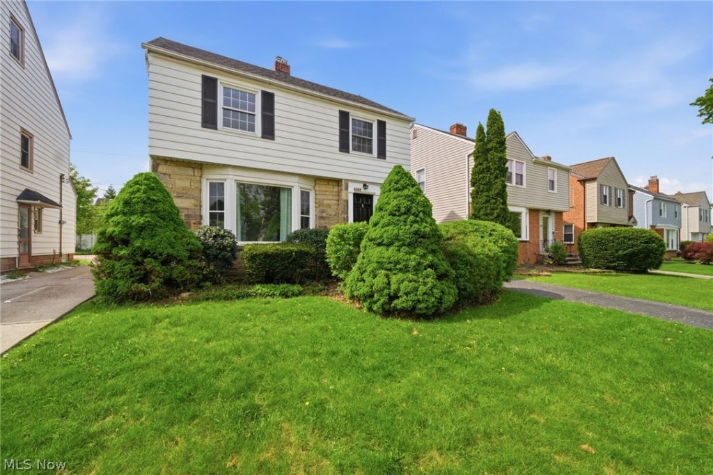 4438 Baintree Road, University Heights, OH