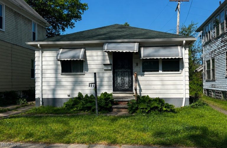 990 129th Street, Cleveland, OH, 44108
