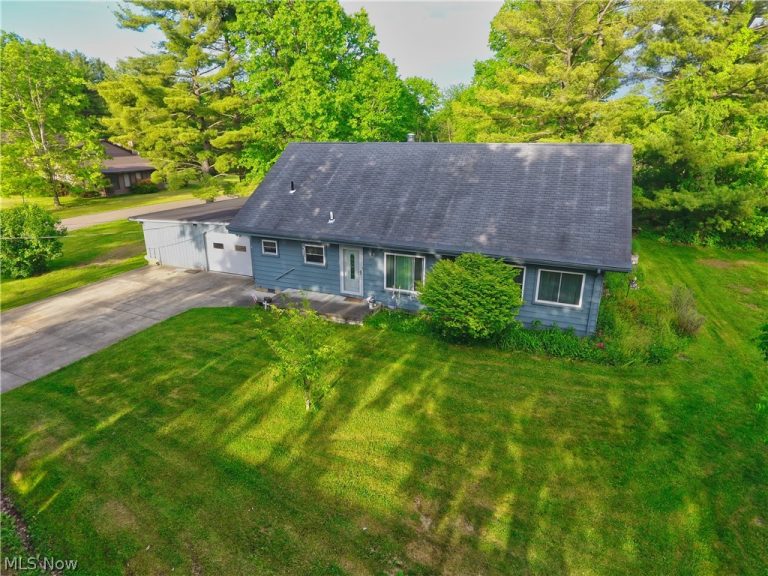 1214 Arrowhead Drive, Dellroy, OH - Photo 3
