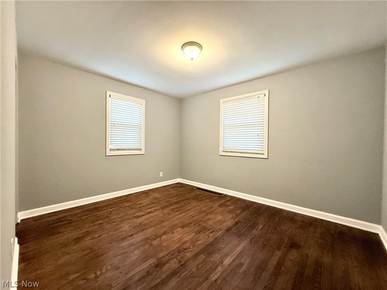 128 Locke Avenue, Massillon, OH - Photo 6