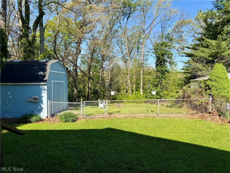 707 Jeanette Avenue, Steubenville, OH - Photo 8