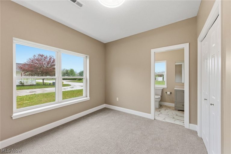 649 Southbay Drive, Wadsworth, OH - Photo 8