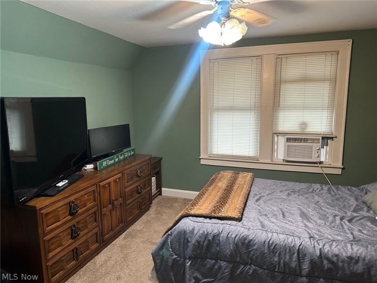 1201 Lakeview Drive, Parkersburg, WV - Photo 8