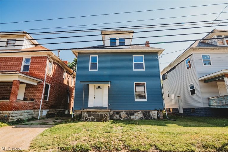 1425 23rd Street, Parkersburg, WV - Photo 2