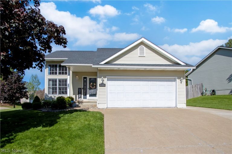 2140 Melanie Drive, Wooster, OH - Photo 2