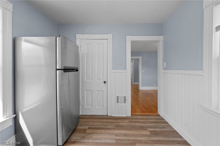 1738 Erie Street, Massillon, OH - Photo 4