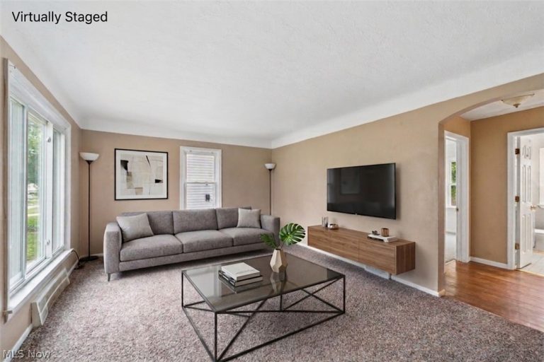 5000 Kenmore Avenue, Parma, OH - Photo 2