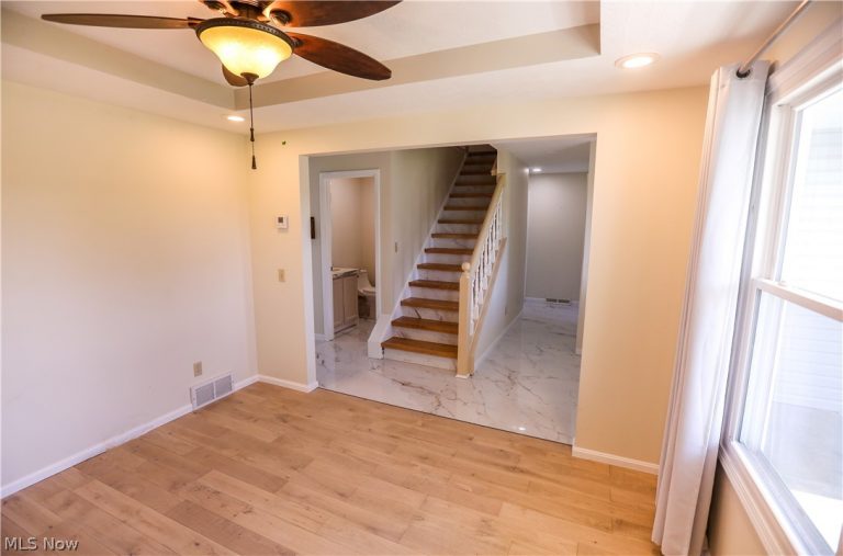 4823 Elizabeth Lane, Brooklyn, OH - Photo 6