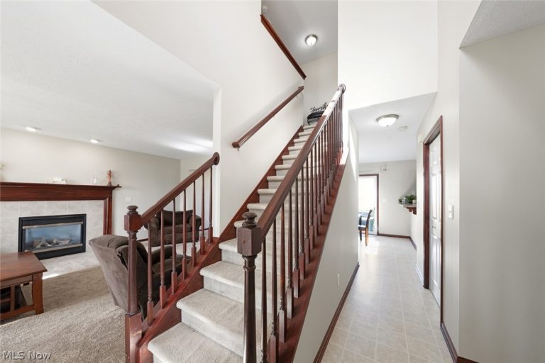 4642 Crossing Trail, Lorain, OH - Photo 3
