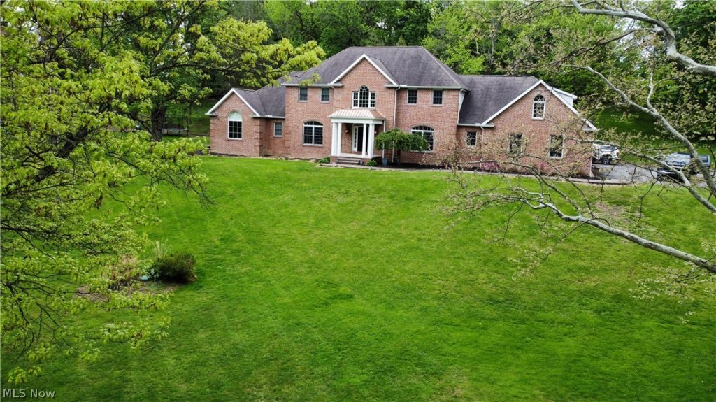 894 Park Boulevard, East Liverpool, OH