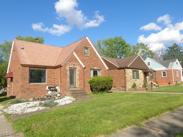 9504 Eureka Parkway, Parma Heights, OH, 44130