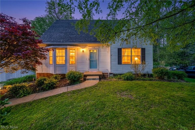 1722 Idlewood Drive, Twinsburg, OH - Photo 5