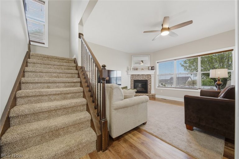 12225 Titano Circle, Uniontown, OH - Photo 4