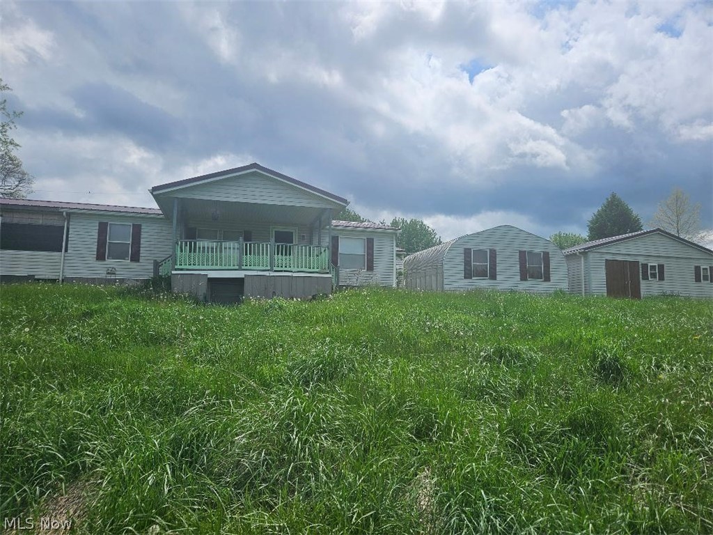 5229 Senate Road, Amsterdam, OH