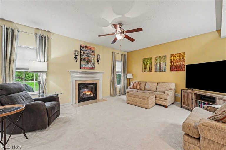 7922 English Oak Trail, Macedonia, OH - Photo 6
