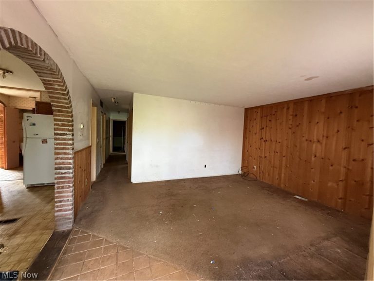 7004 Roe Boulevard, Madison, OH - Photo 2