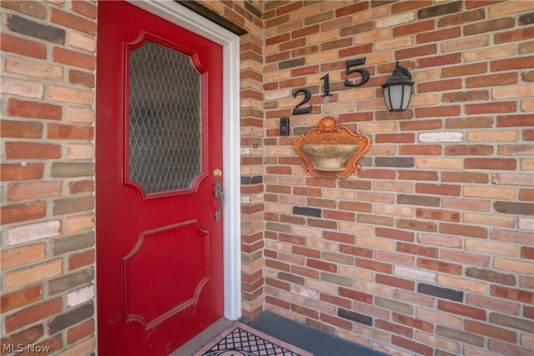 215 8th Street, Massillon, OH - Photo 3