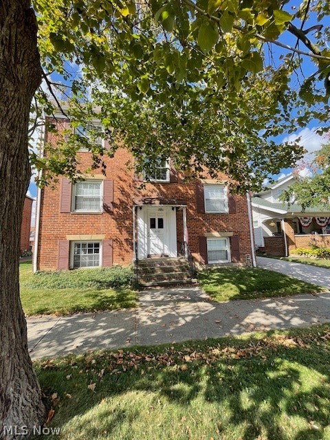 6118 Ridge Road, Parma, OH, 44129