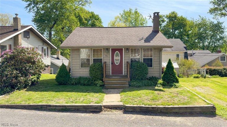 8177 Cleveland Massillon Road #33, Clinton, OH, 44216