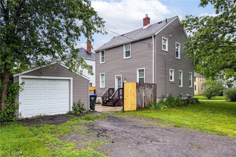 206 Johnson Avenue, Cuyahoga Falls, OH - Photo 4
