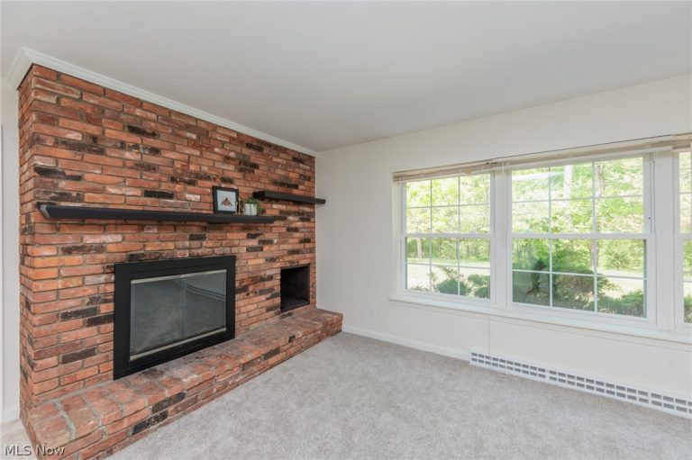 6920 Carriage Hill Drive #103, Brecksville, OH - Photo 5