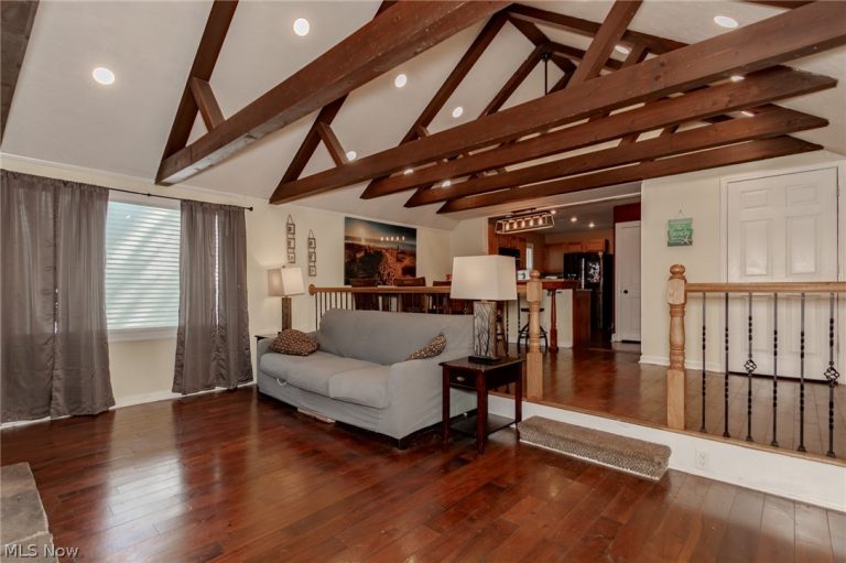9041 Maiden Lane, Mentor, OH - Photo 4