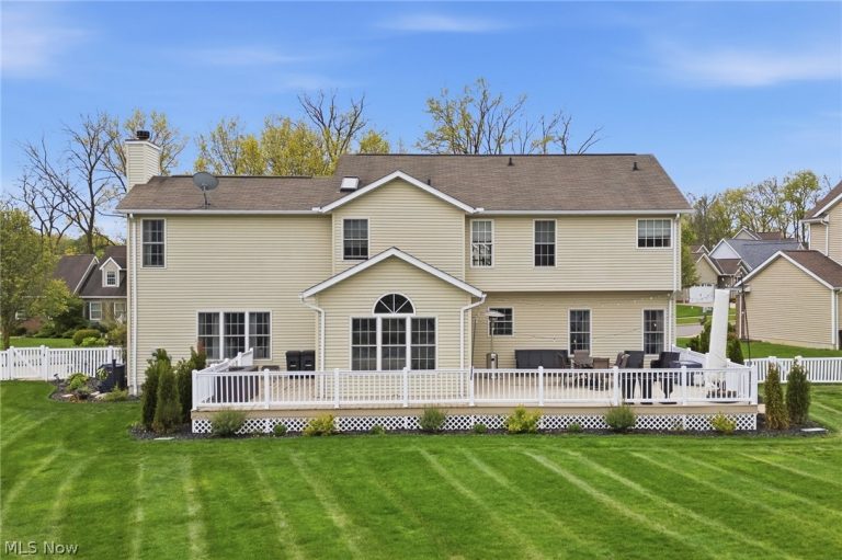 895 Williamsburg Court, Ashland, OH - Photo 2