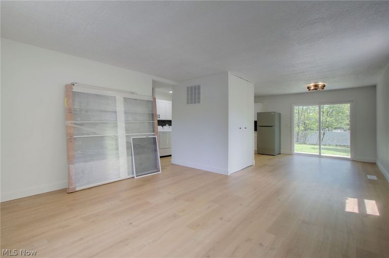 2650 Center Avenue, Alliance, OH - Photo 6