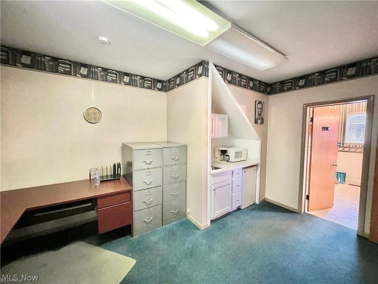 171 Broad Street, Conneaut, OH - Photo 8