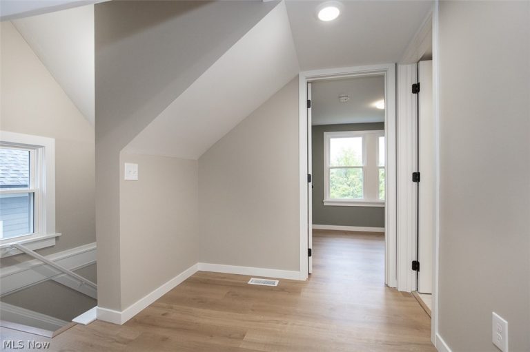 1605 Winchester Avenue, Lakewood, OH - Photo 6