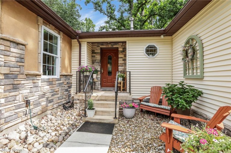 225 Sebaugh Drive, Zanesville, OH - Photo 4
