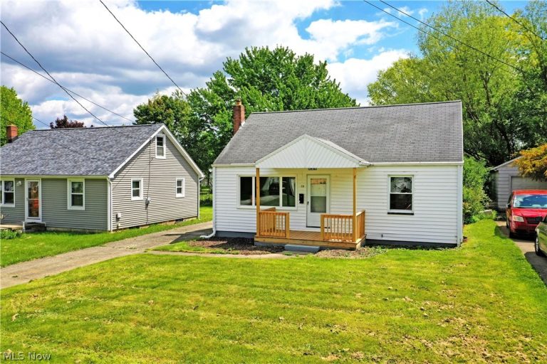 73 Edgehill Avenue, Youngstown, OH - Photo 2
