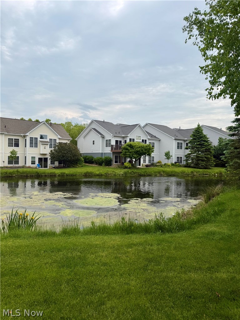 897 Stonewater Drive, Kent, OH - Photo 5