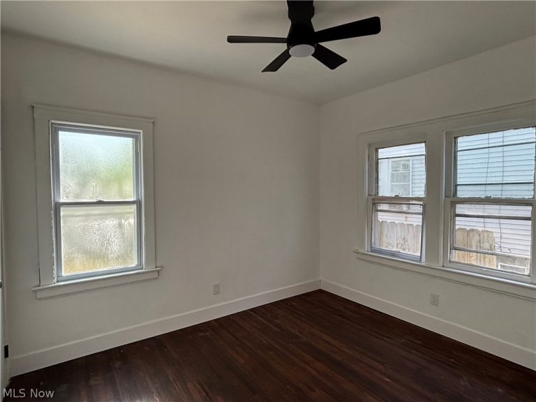3621 154th Street, Cleveland, OH - Photo 8