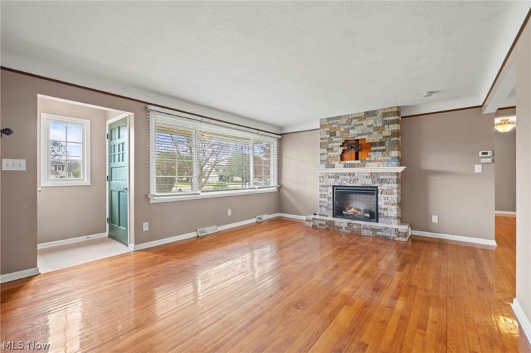 13257 Whitney Road, Strongsville, OH - Photo 3