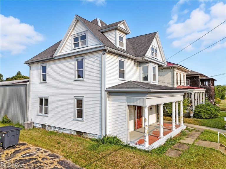 427 Union Avenue, Alliance, OH - Photo 2