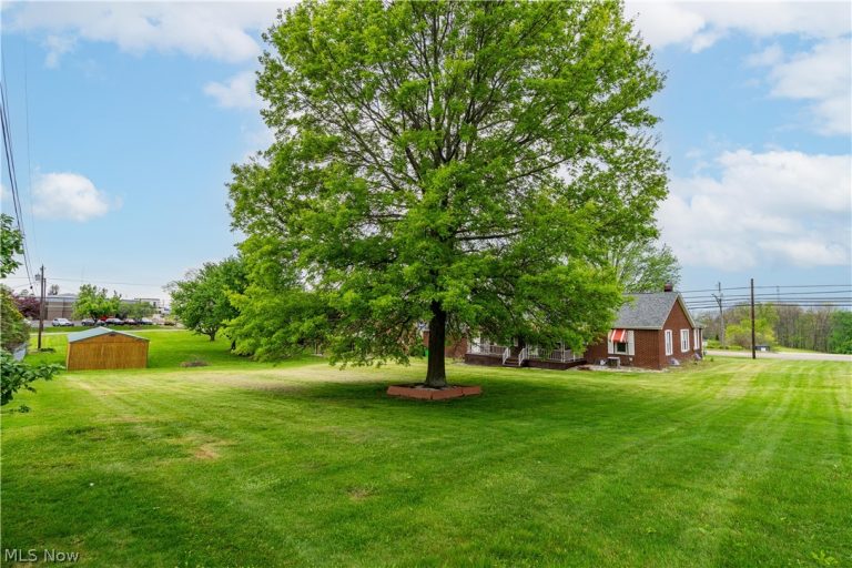 818 Canton Road, Carrollton, OH - Photo 6