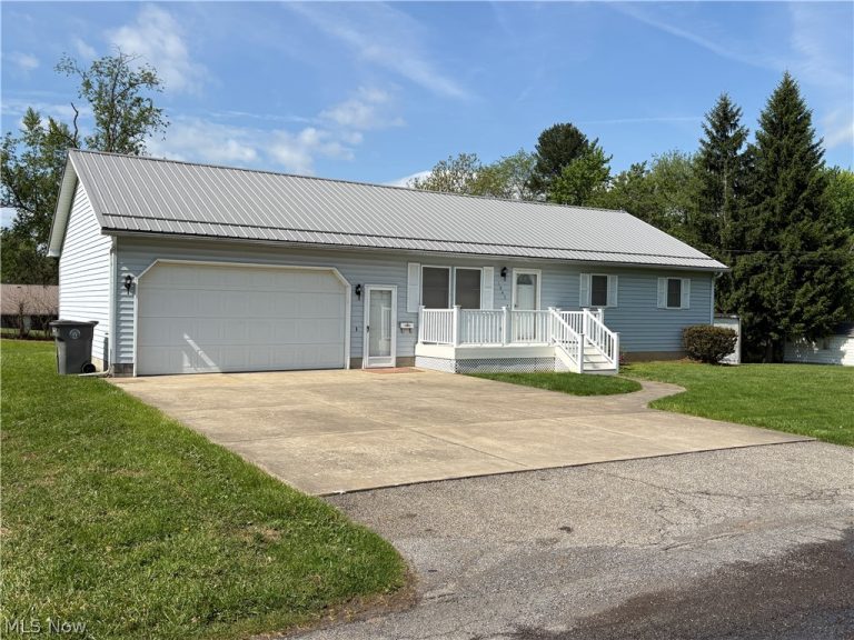 1945 Nair Street, Youngstown, OH, 44505