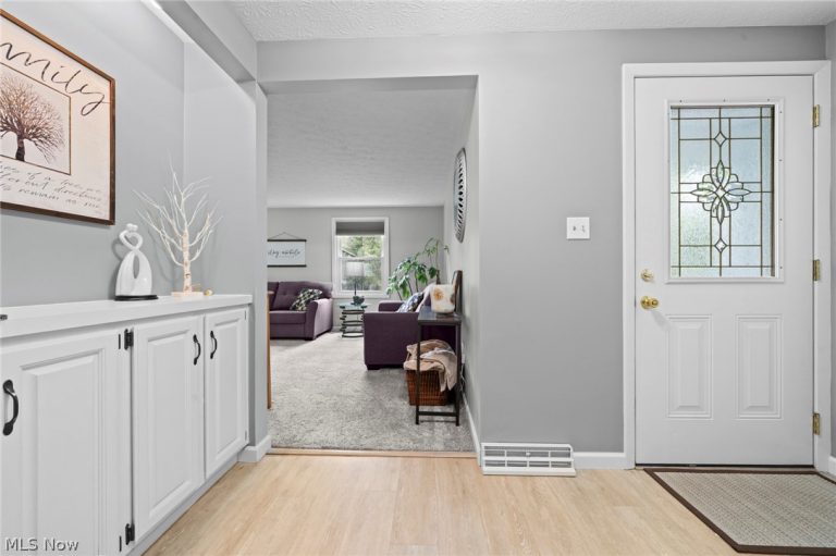 4542 Briarcliff Trail, Copley, OH - Photo 4